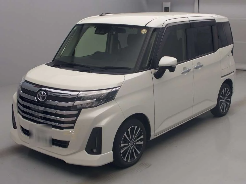 Toyota Roomy M900A 2022
