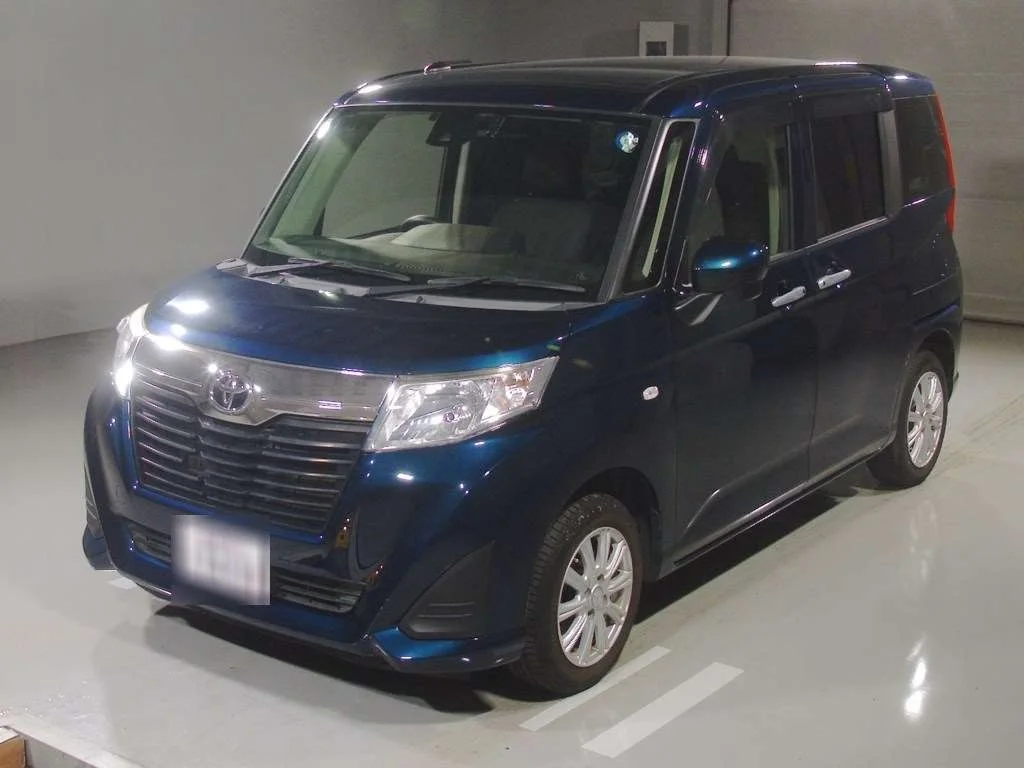 Toyota Roomy M900A 2018