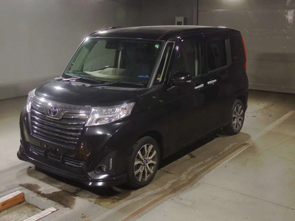 Toyota Roomy M900A 2019