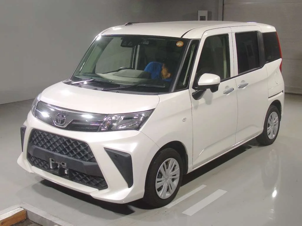 Toyota Roomy M900A 2022