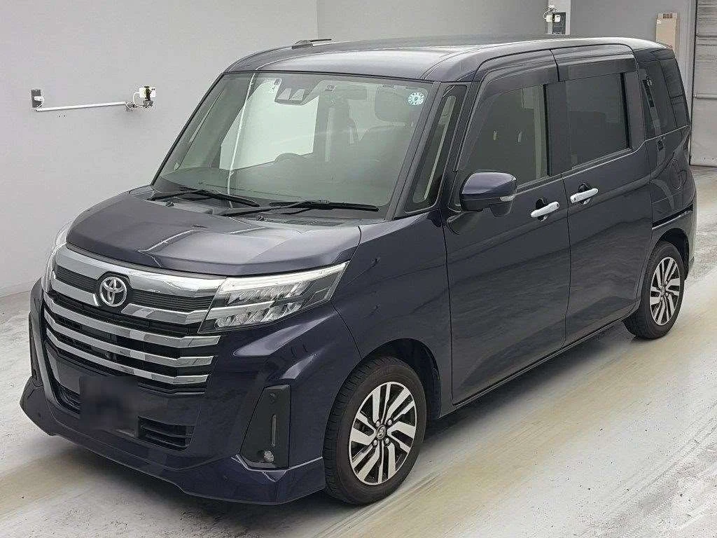 Toyota Roomy M900A 2022
