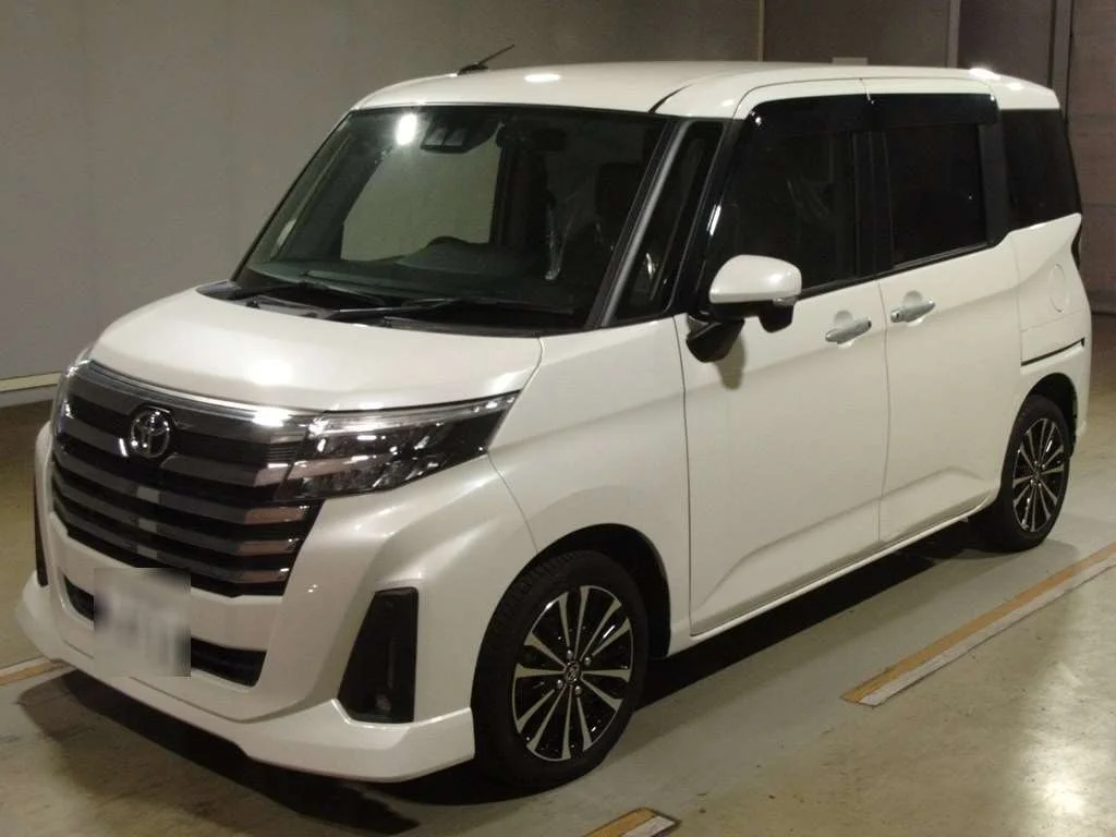 Toyota Roomy M900A 2023