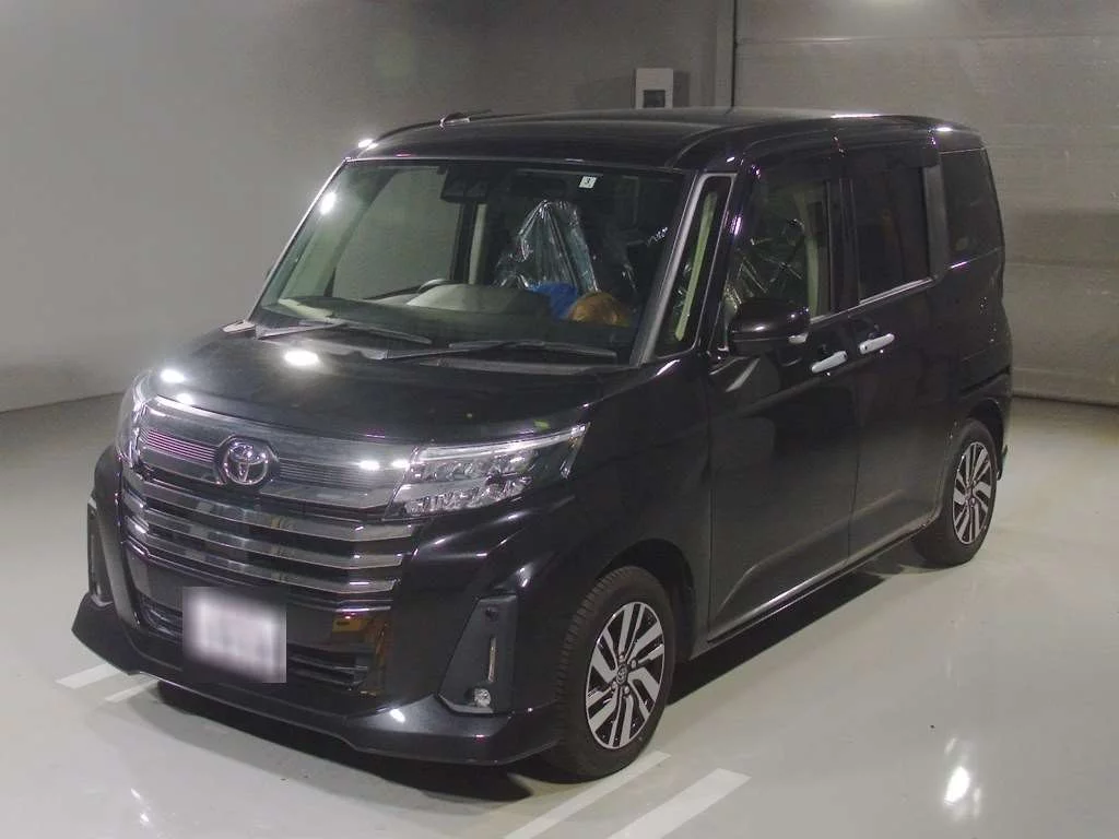 Toyota Roomy M900A 2022
