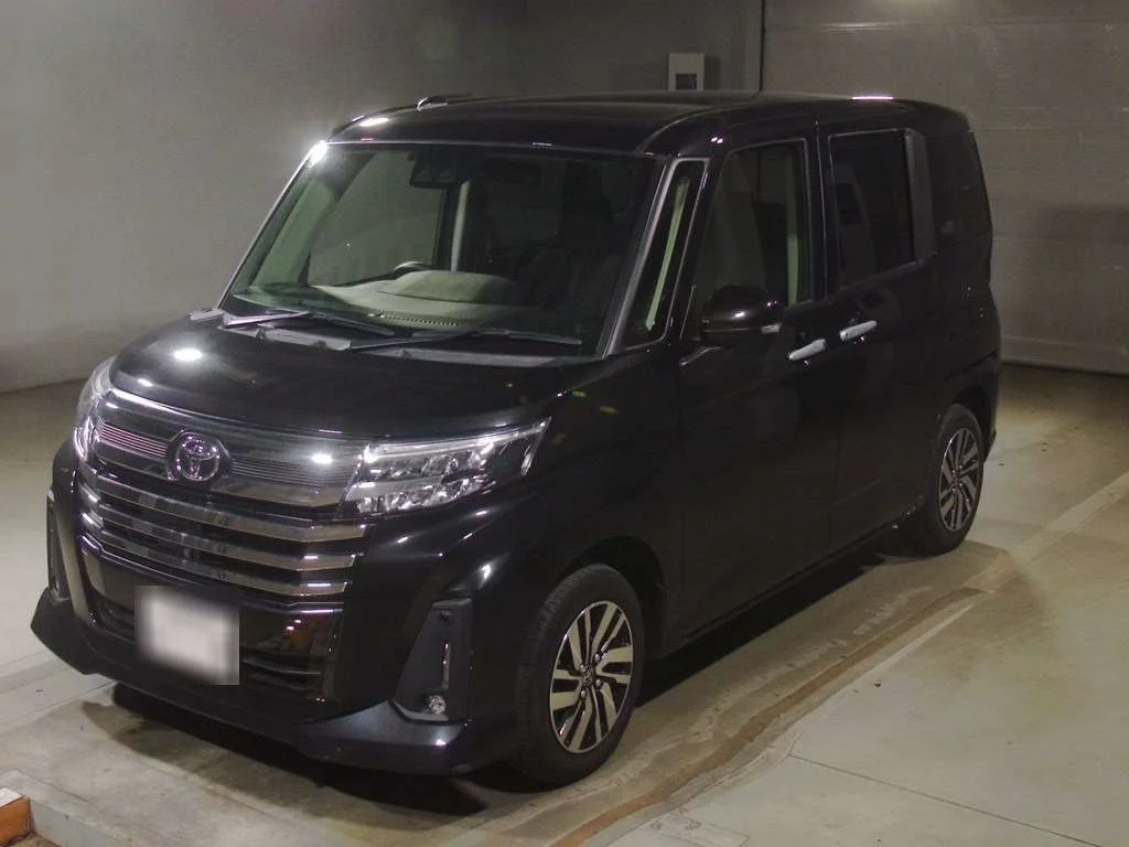 Toyota Roomy M900A 2022