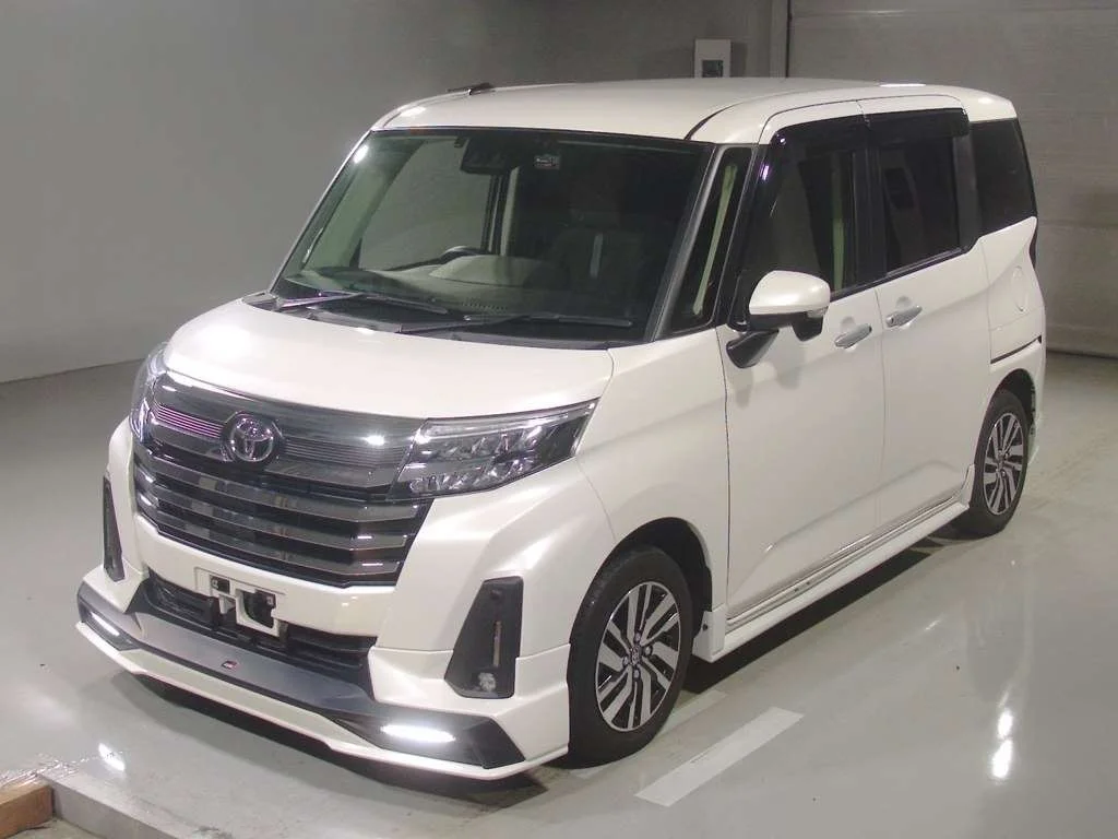 Toyota Roomy M900A 2023