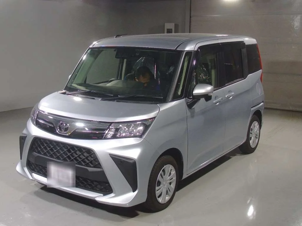 Toyota Roomy M900A 2024