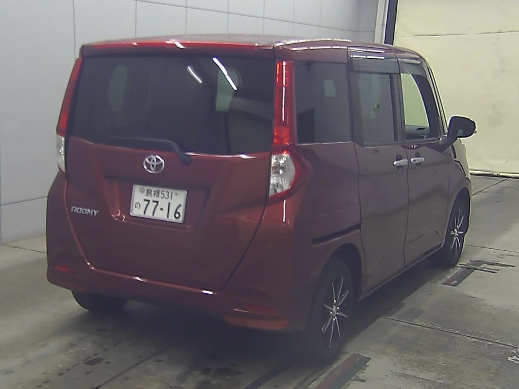 Toyota Roomy M900A 2022