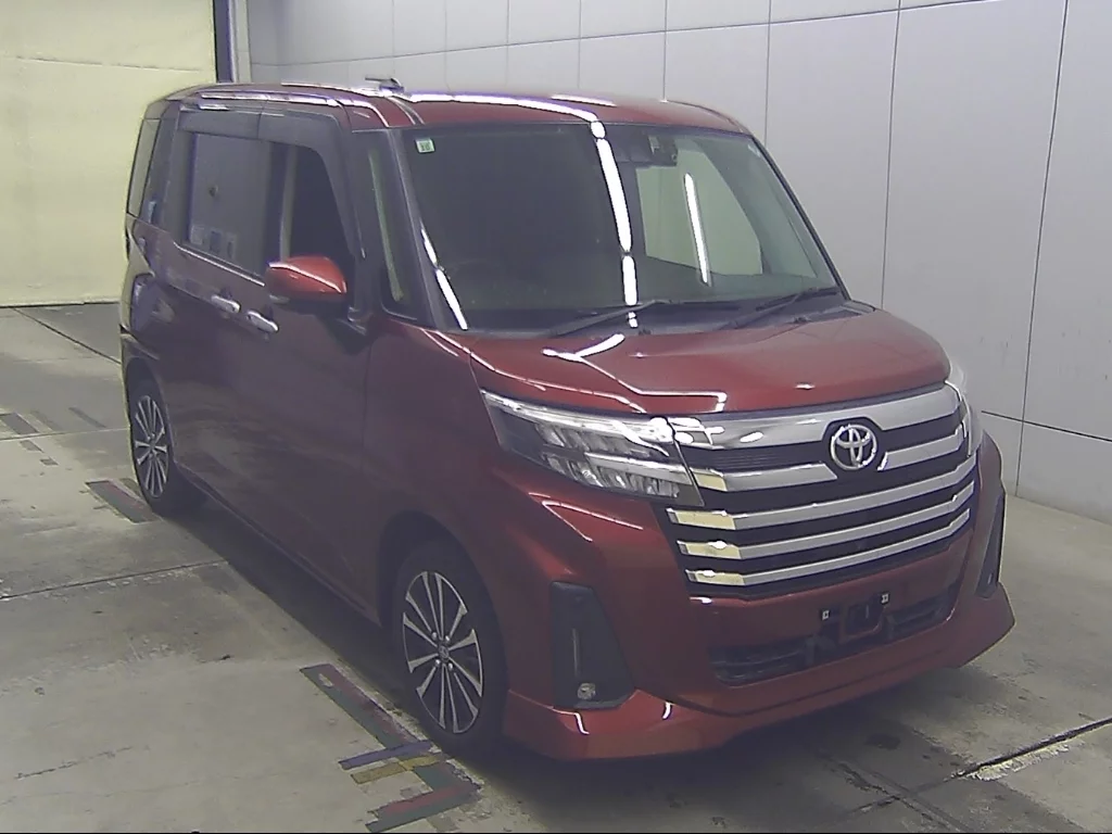 Toyota Roomy M900A 2021