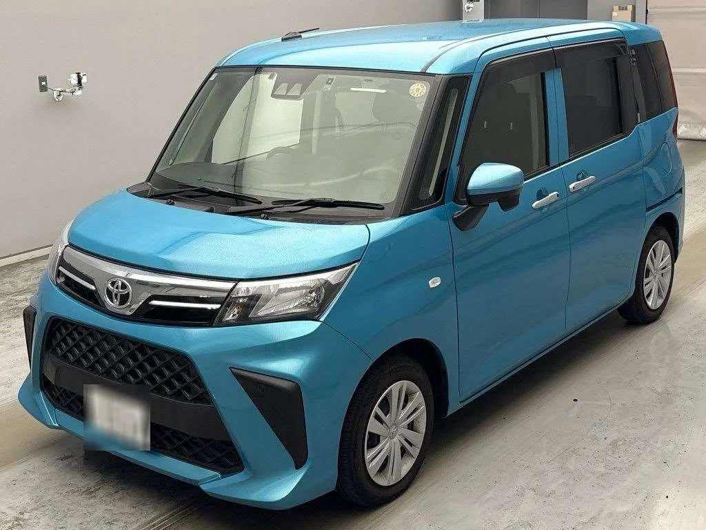 Toyota Roomy M900A 2025