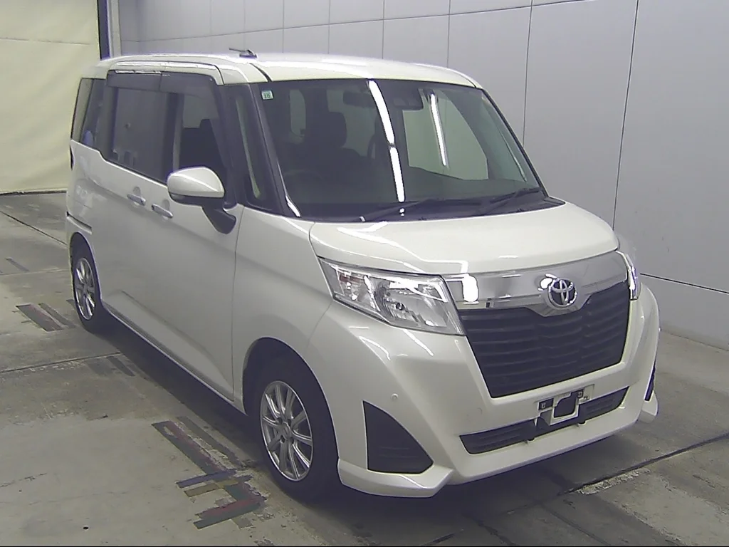 Toyota Roomy M900A 2019