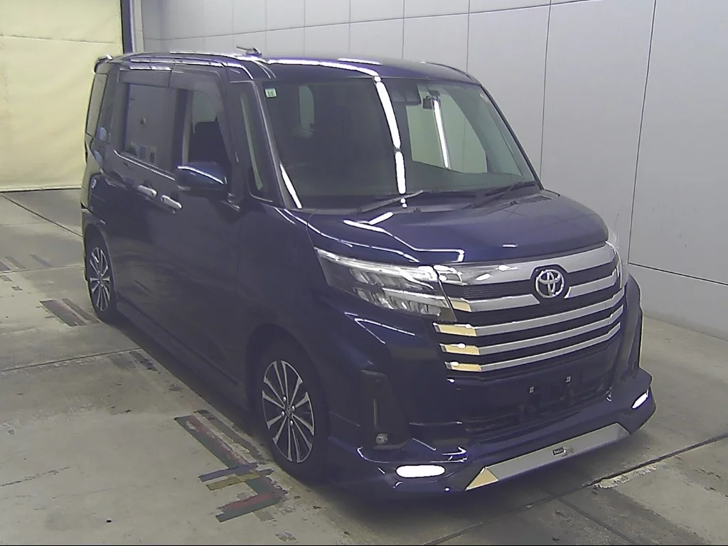 Toyota Roomy M900A 2021