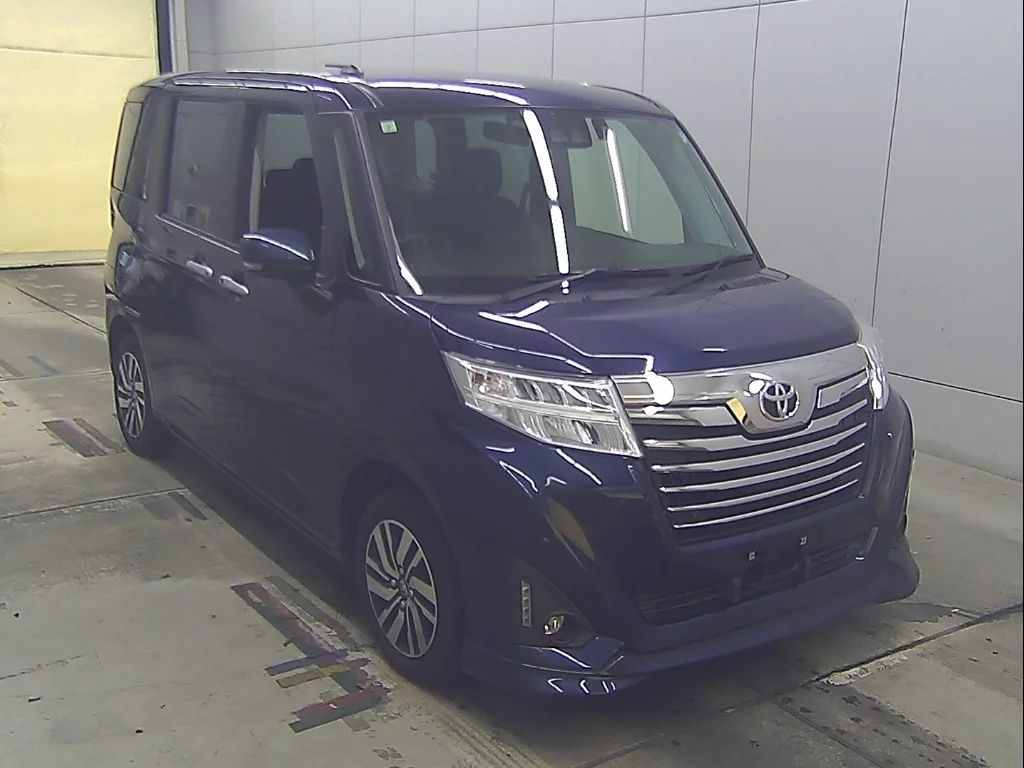 Toyota Roomy M900A 2019