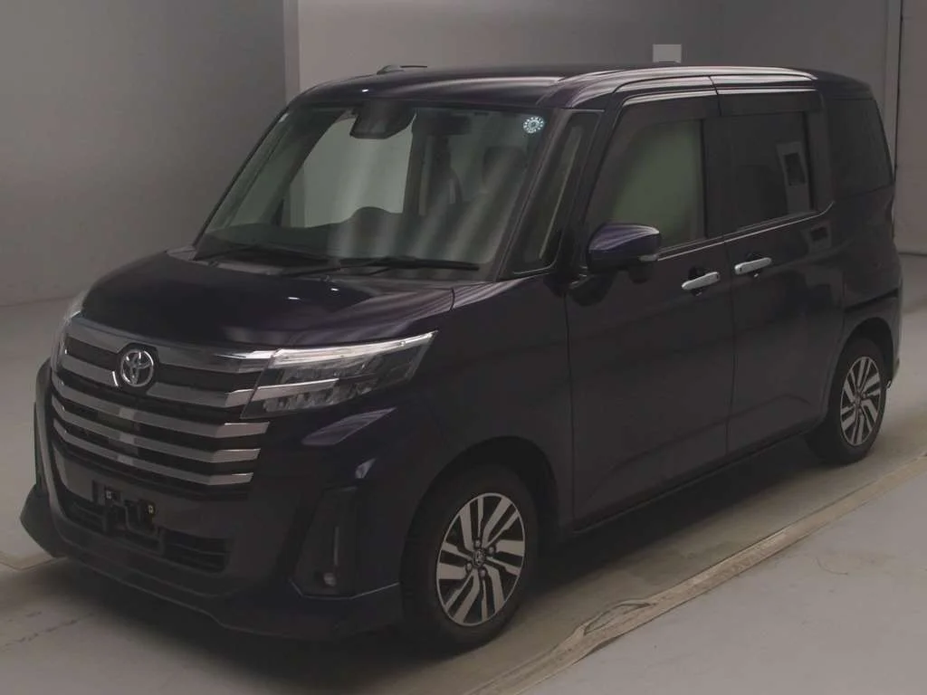 Toyota Roomy M900A 2021