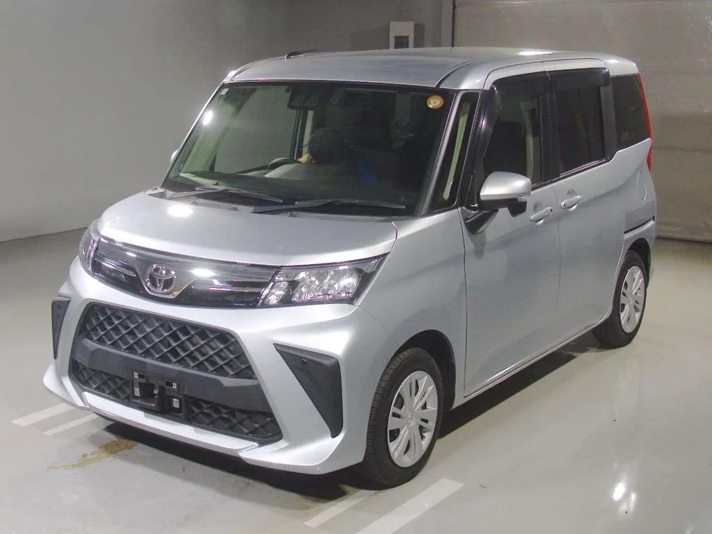 Toyota Roomy M900A 2021