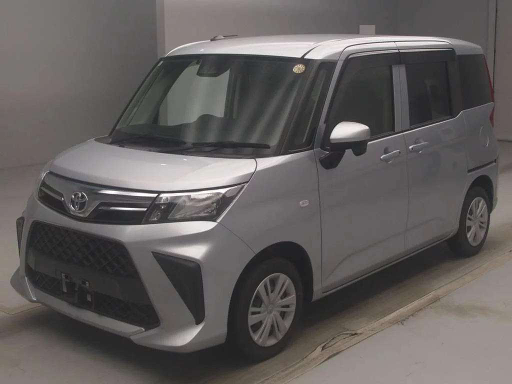 Toyota Roomy M900A 2023