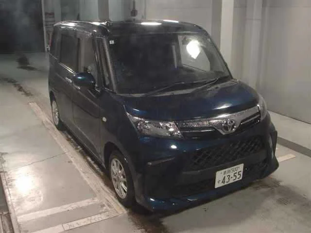 Toyota Roomy M900A 2022