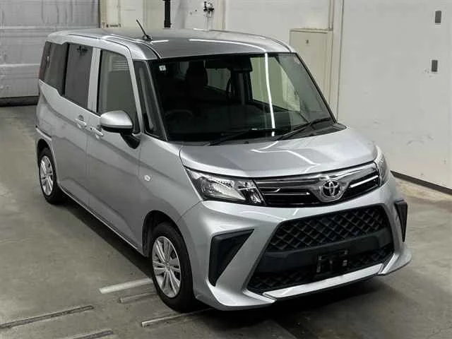 Toyota Roomy M900A 2021