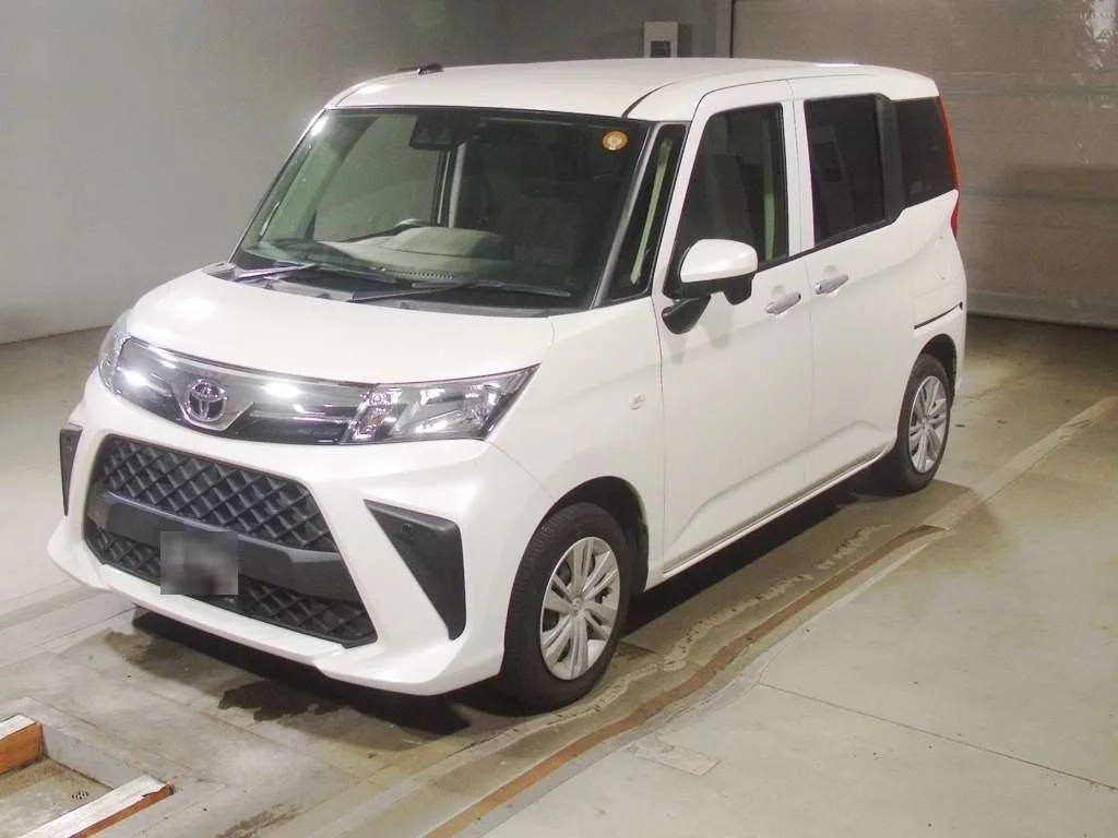 Toyota Roomy M900A 2022