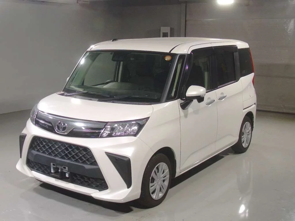 Toyota Roomy M900A 2021