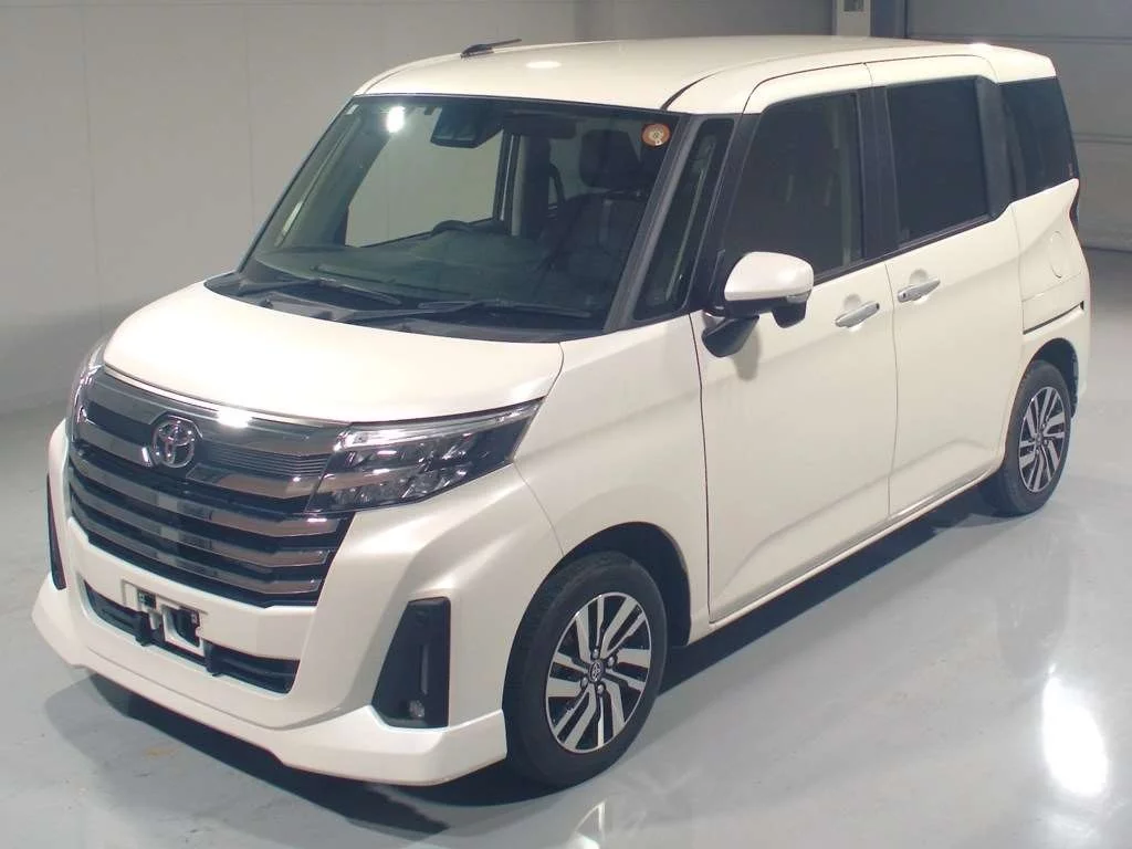 Toyota Roomy M900A 2024