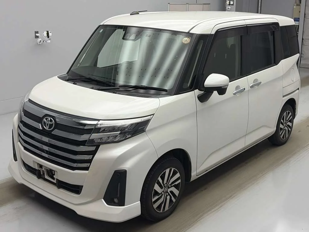 Toyota Roomy M900A 2021