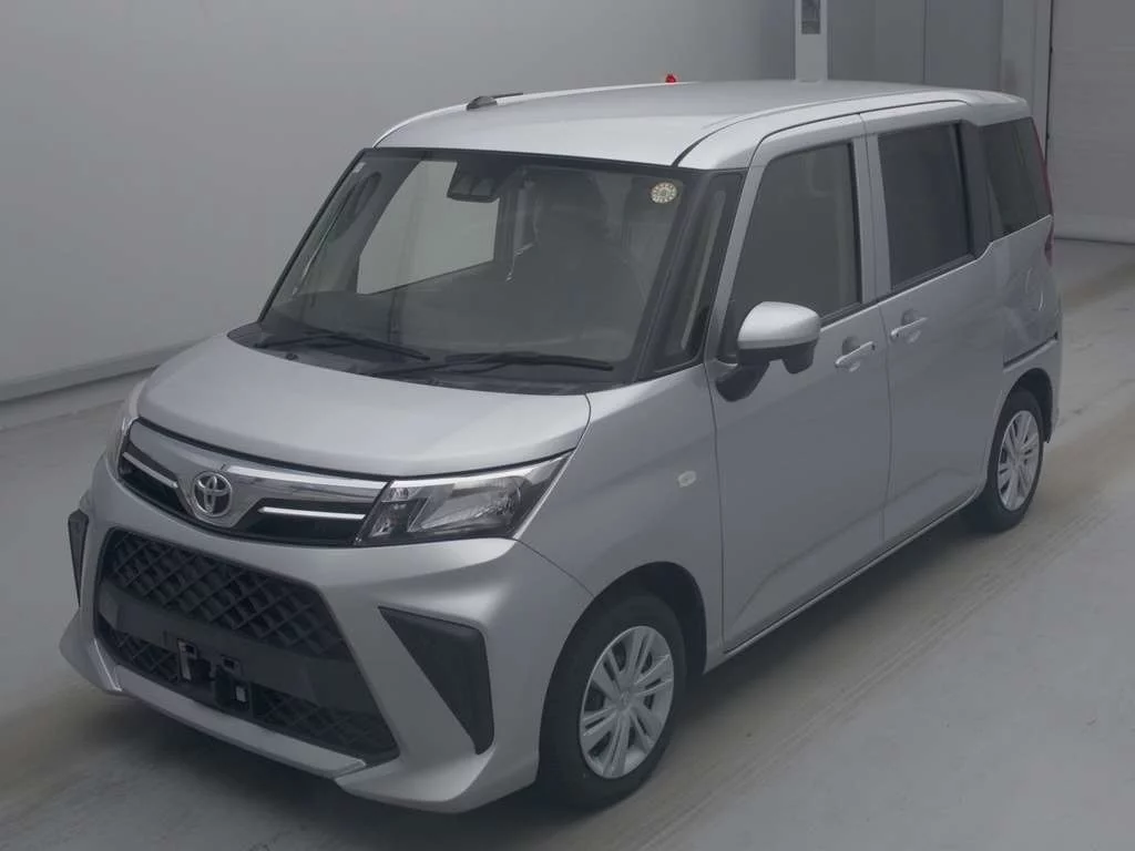 Toyota Roomy M910A 2022