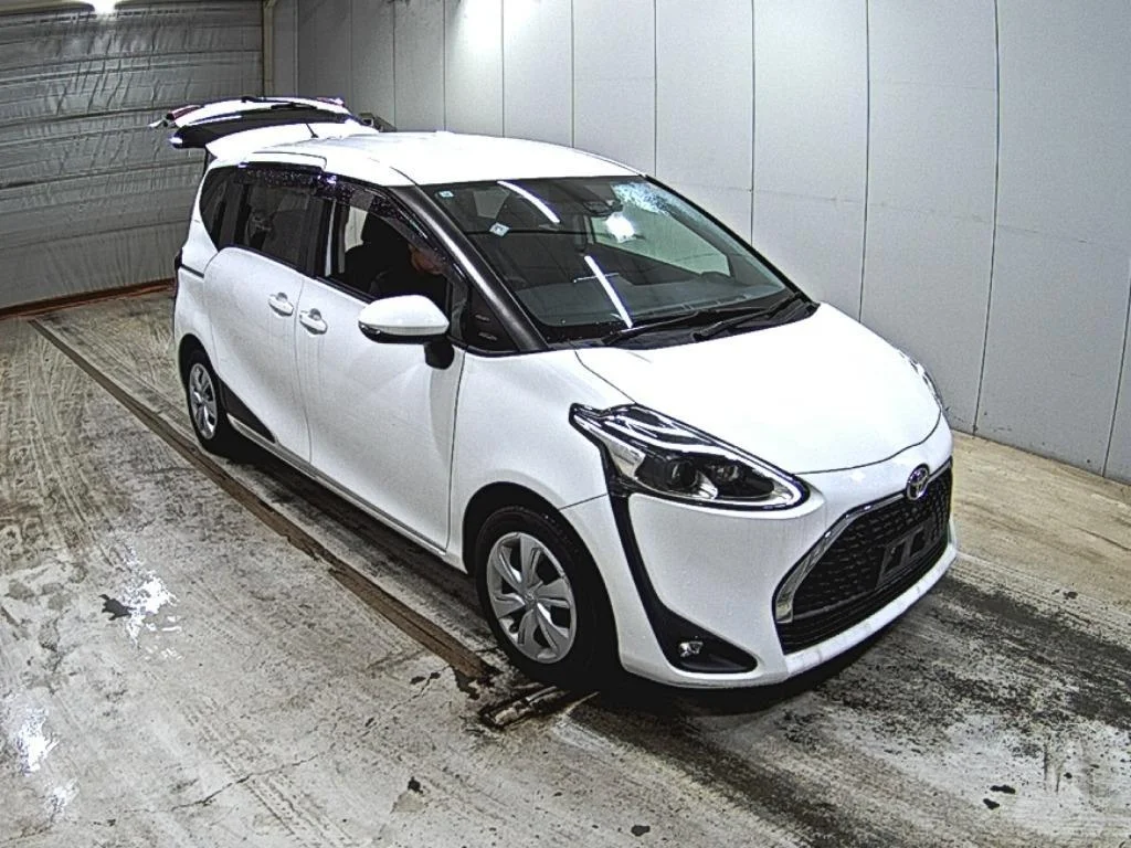 Toyota Sienta NSP172G 2021