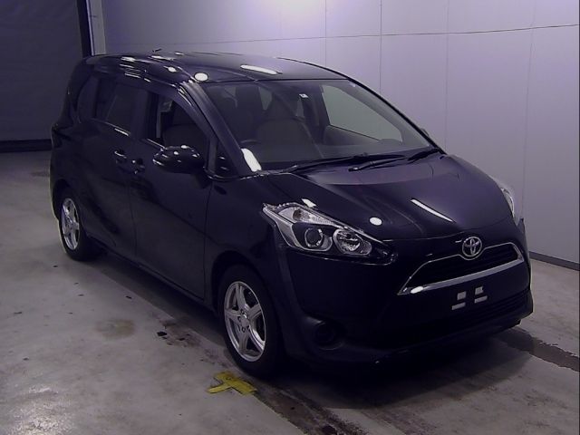 10241 Toyota Sienta NSP170G 2016 г. (Honda Tokyo)