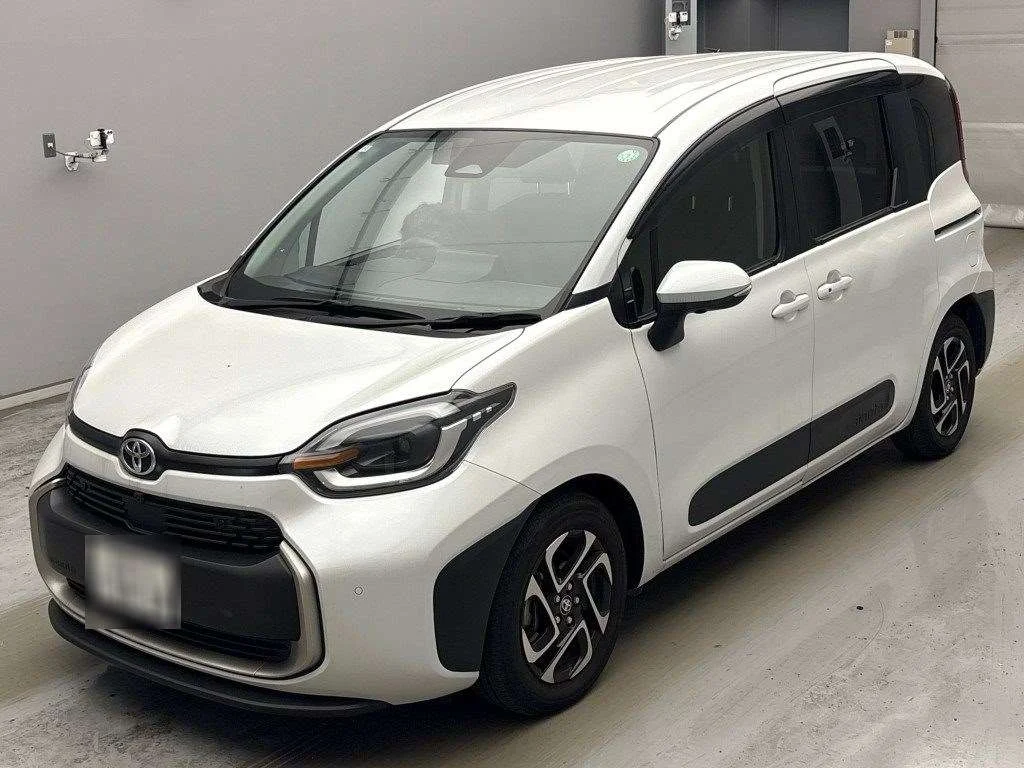 Toyota Sienta MXPC10G 2024