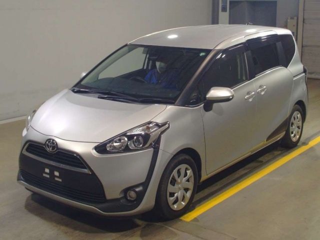 12607 Toyota Sienta NSP170G 2018 г. (TAA Yokohama)