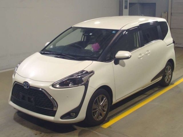 12631 Toyota Sienta NHP170G 2021 г. (TAA Yokohama)