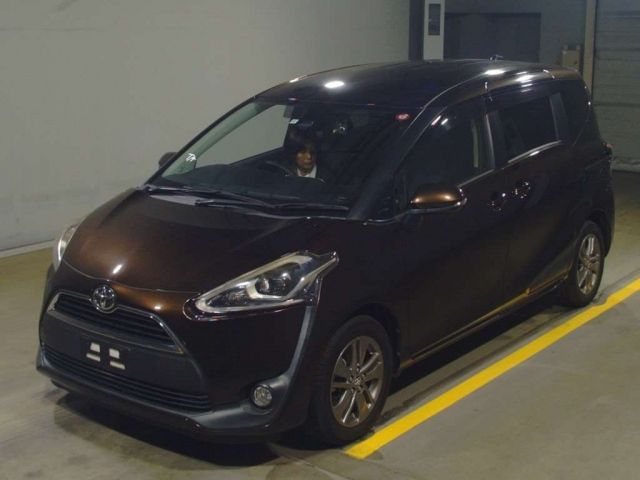 12685 Toyota Sienta NSP170G 2016 г. (TAA Yokohama)