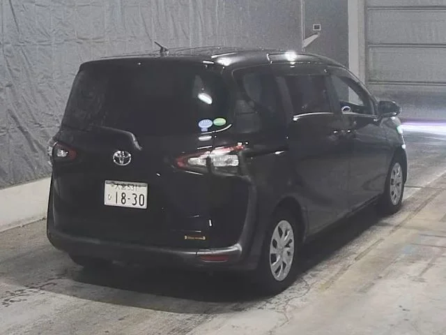 Toyota Sienta NSP170G 2018