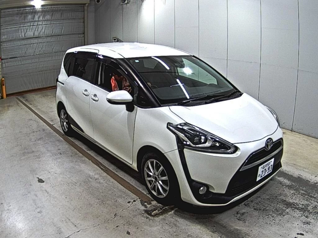 Toyota Sienta NSP170G 2018