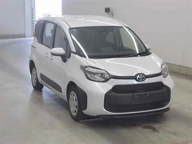 Toyota Sienta MXPC12G 2024
