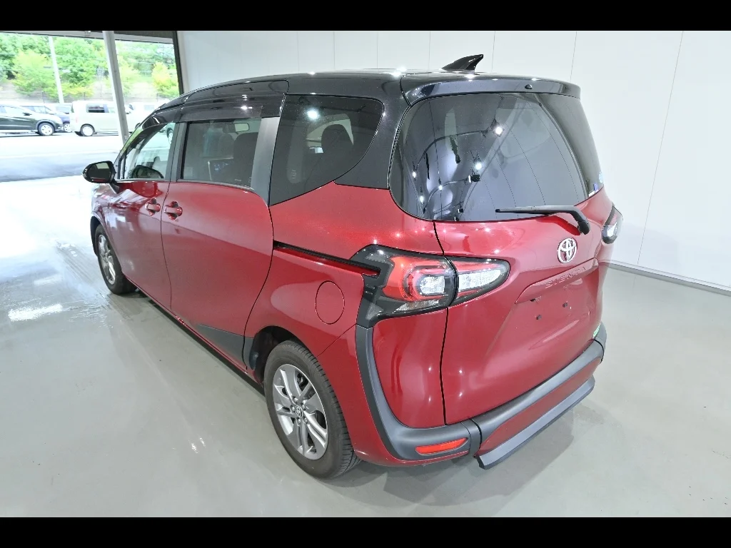 Toyota Sienta NSP172G 2019