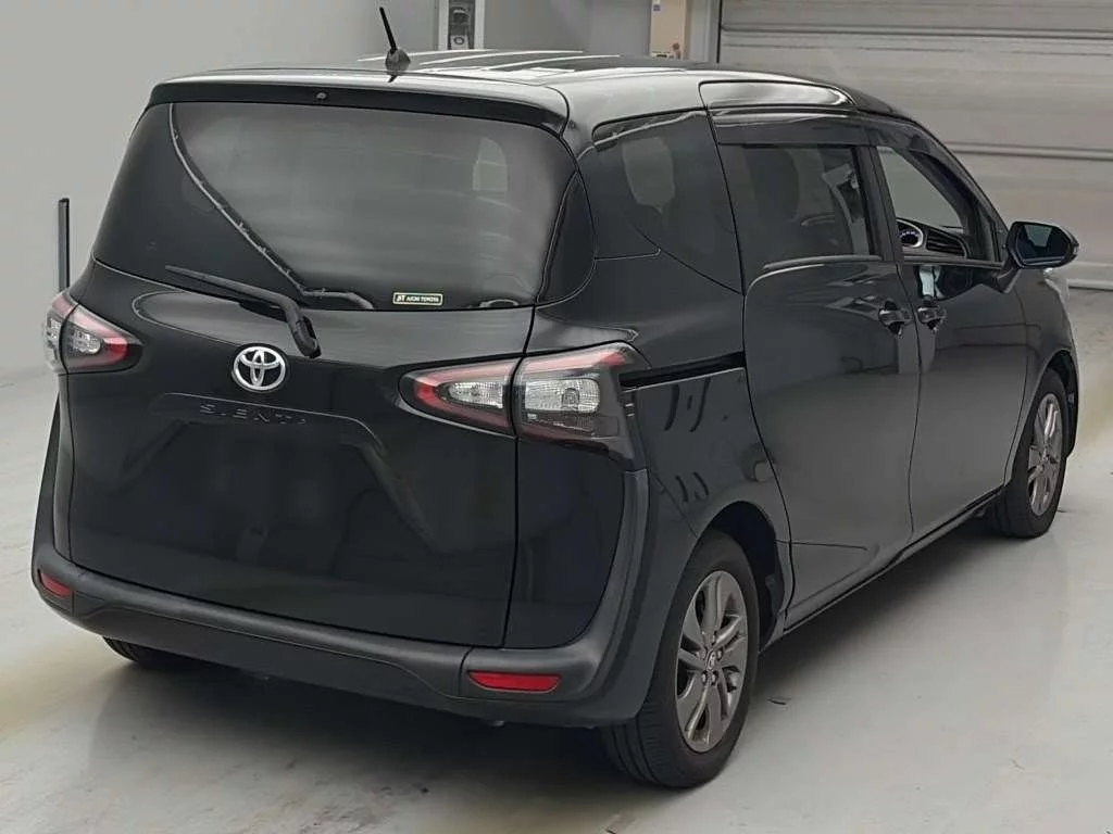 Toyota Sienta NSP170G 2018