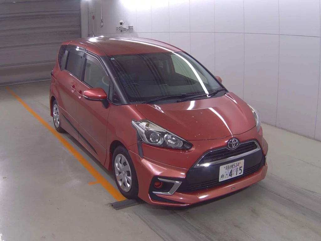 Toyota Sienta NSP170G 2018
