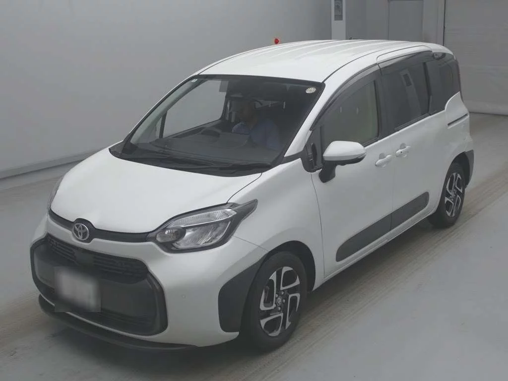 Toyota Sienta MXPC10G 2024