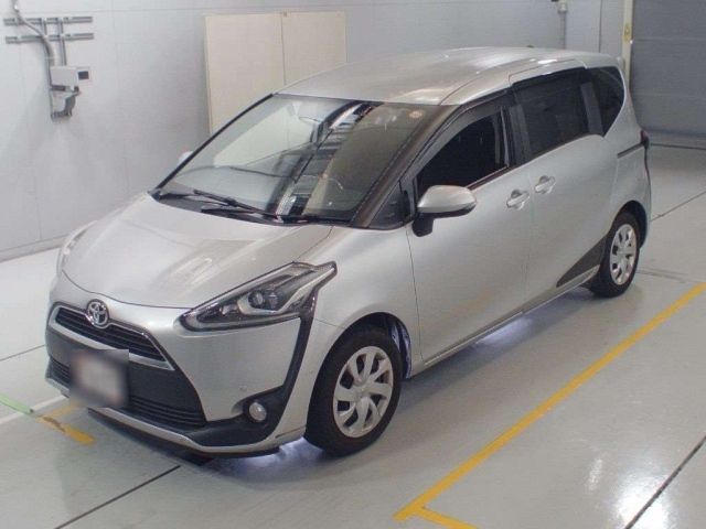 30367 Toyota Sienta NSP170G 2016 г. (CAA Chubu)