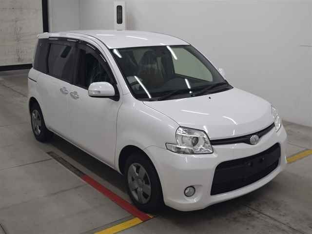 30379 Toyota Sienta NCP81G 2014 г. (MIRIVE Osaka)