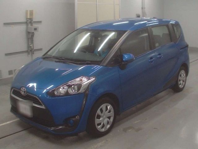 30550 Toyota Sienta NSP170G 2017 г. (CAA Tokyo)