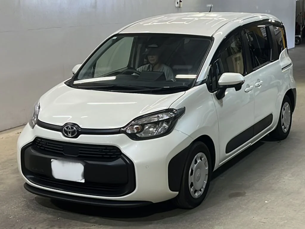 Toyota Sienta MXPC10G 2024