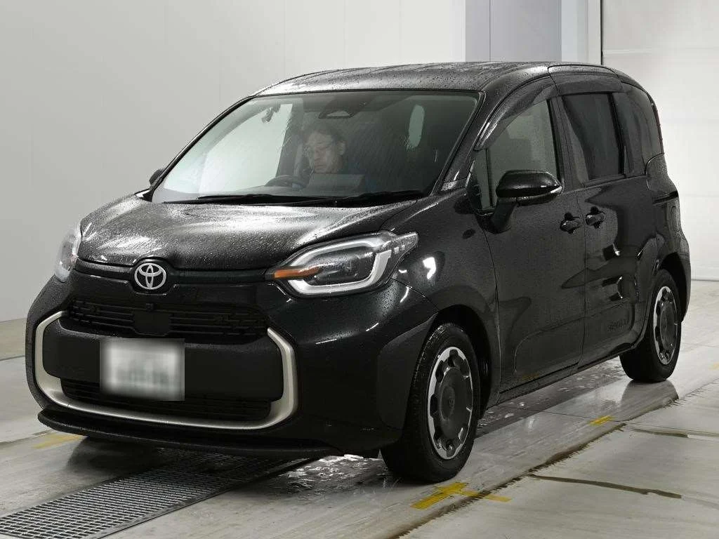 Toyota Sienta MXPC10G 2025