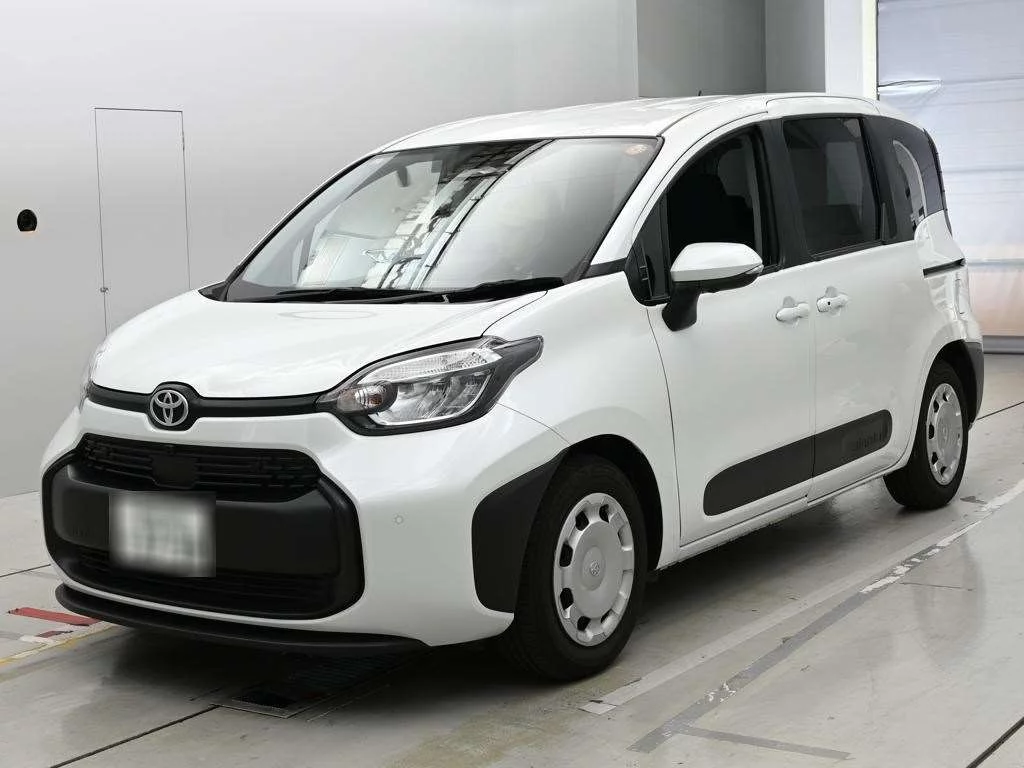Toyota Sienta MXPC10G 2024