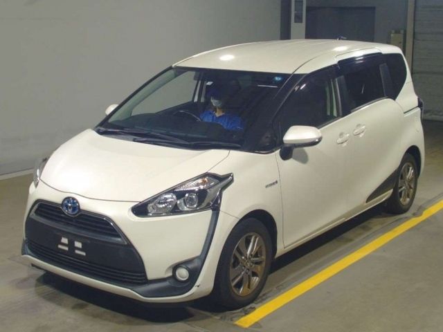 380 Toyota Sienta NHP170G 2015 г. (TAA Yokohama)