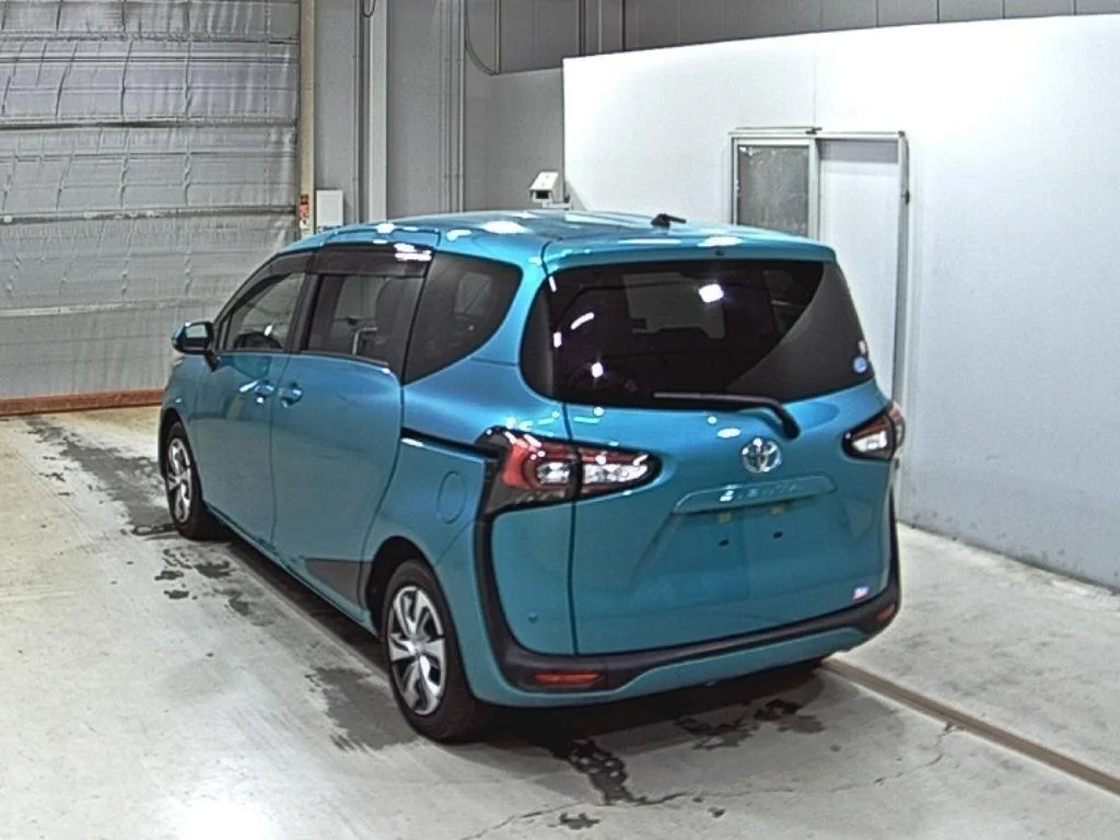 Toyota Sienta NSP170G 2021