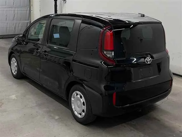 Toyota Sienta MXPC10G 2023