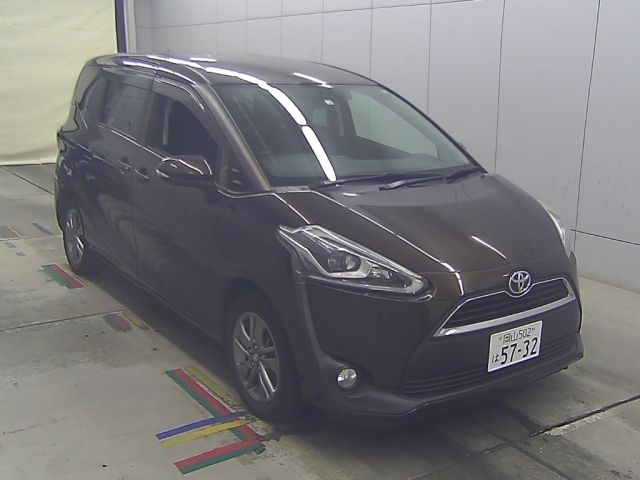 70251 Toyota Sienta NSP170G 2016 г. (Honda Kansai)