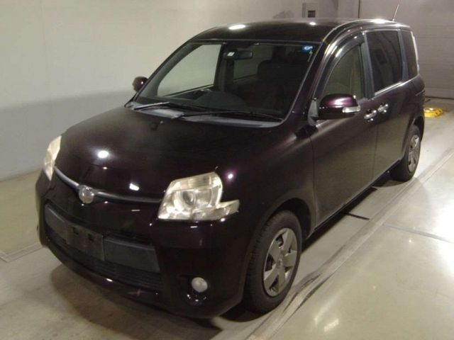 7029 Toyota Sienta NCP85G 2013 г. (TAA Tohoku)